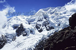 Die bolivianischen Anden mit gewaltigen Gletschern erreichen Höhen von 6500m