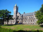 Das prächtige und altehrwürdigen Gebäude der Universität Dunedin