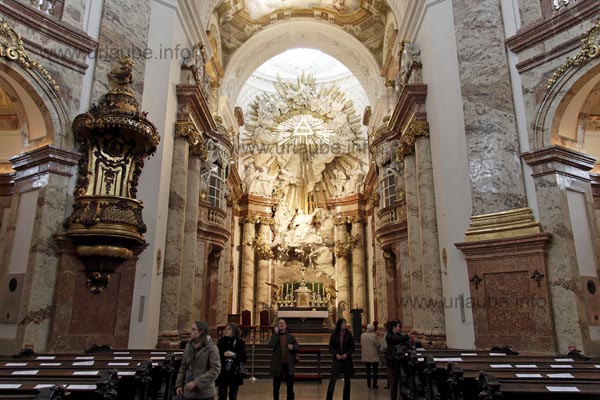 Aufgrund der Ausgestaltung des Innenraumes der Karlskirche zählt diese zu den bedeutendsten Barockkirchen nördlich der Alpen