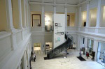 Das Foyer des Staatlichen Kunstmuseums