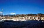 Le vieux port de Toulon avec la promenade portuaire